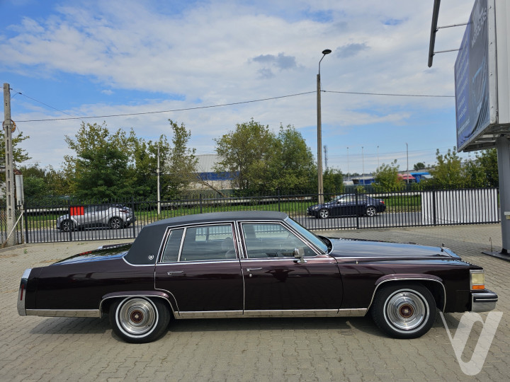 Cadillac Fleetwood (1985)