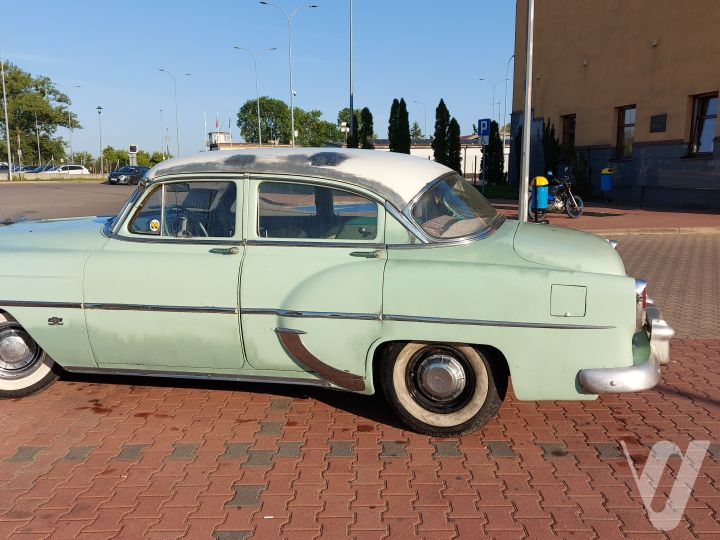 Chevrolet 210 (1954) loading=