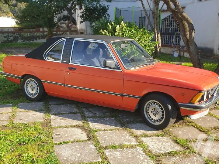 BMW Seria 3 (1981) loading=