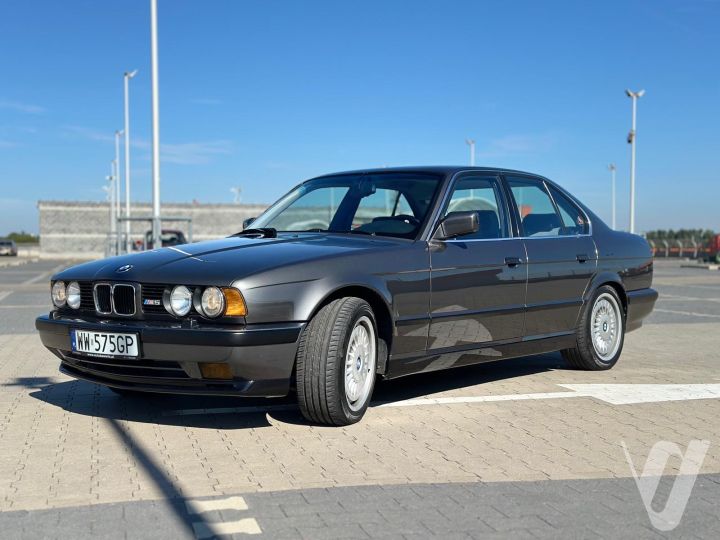 BMW M5 (1989)
