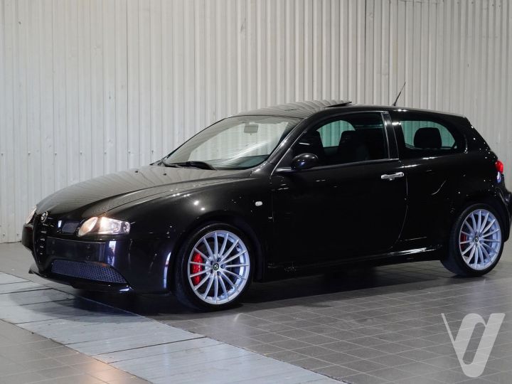 Alfa Romeo 147 (2004) loading=