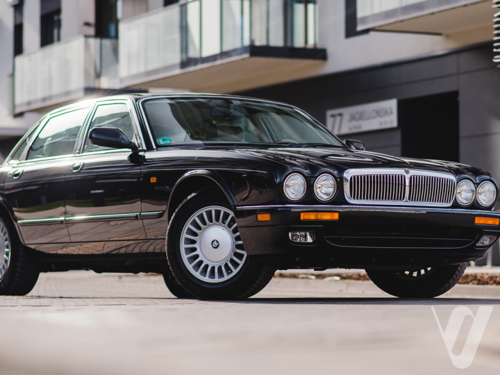 Jaguar XJ (1997)