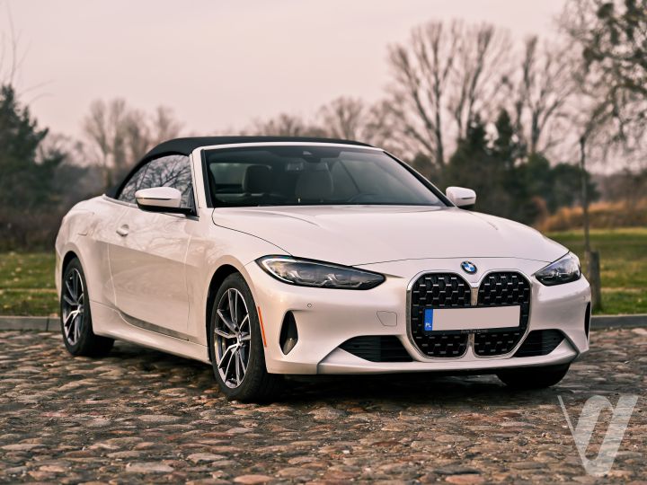 BMW Seria 4 (2023) loading=