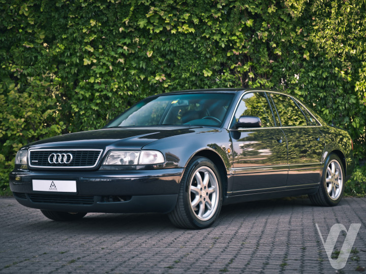 Audi A8 (1996)