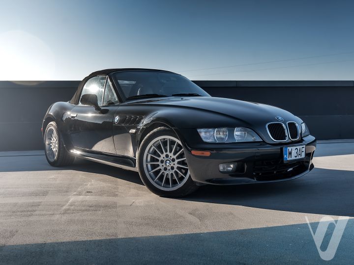 BMW Z3 (2000) loading=