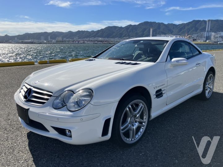 Mercedes-Benz SL (2005) loading=