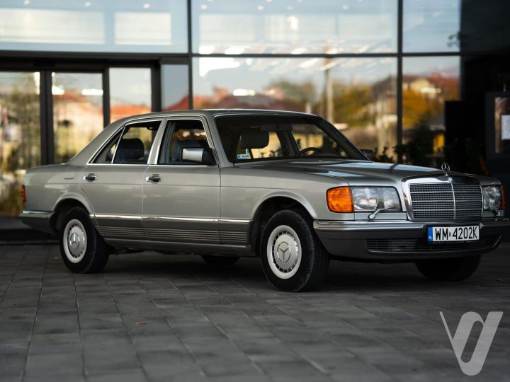 Mercedes-Benz Klasa S (1984) loading=