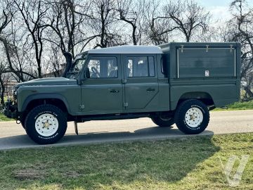 Land Rover Defender (2010) Zdjęcia z zewnątrz