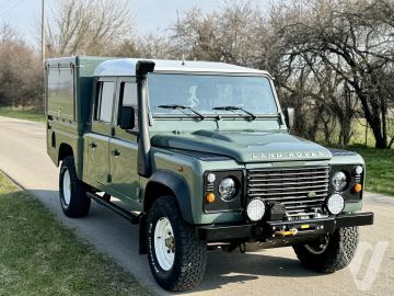 Land Rover Defender (2010) Zdjęcia z zewnątrz