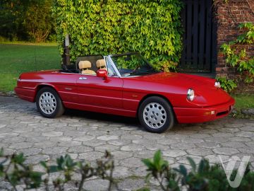 Alfa Romeo Spider (1991) Zdjęcia z zewnątrz