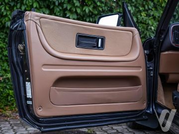 Saab 900 (1993) Wnętrze