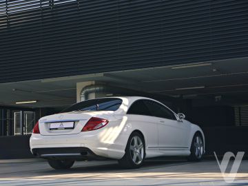 Mercedes-Benz CL (2007) Zdjęcia z zewnątrz