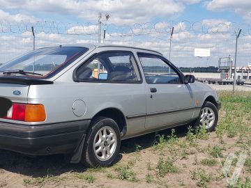 Ford Sierra (1989) Zdjęcia z zewnątrz