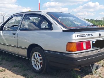 Ford Sierra (1989) Zdjęcia z zewnątrz