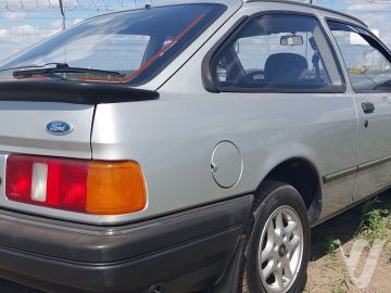 Ford Sierra (1989) Zdjęcia z zewnątrz