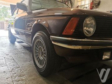 BMW Seria 3 (1983) Outside