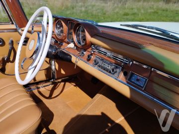Mercedes-Benz Klasa S (1962) Wnętrze