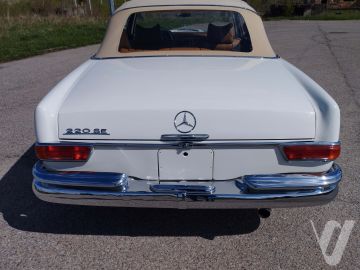 Mercedes-Benz Klasa S (1962) Zdjęcia z zewnątrz