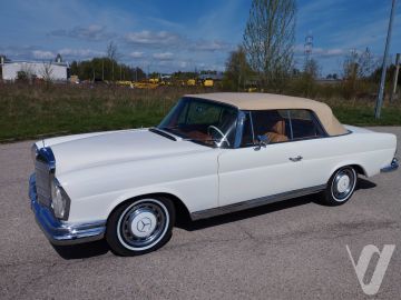 Mercedes-Benz Klasa S (1962) Zdjęcia z zewnątrz