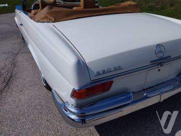 Mercedes-Benz Klasa S (1962) Zdjęcia z zewnątrz