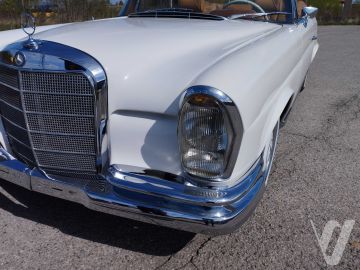 Mercedes-Benz Klasa S (1962) Zdjęcia z zewnątrz