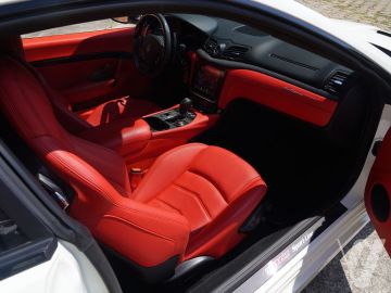 Maserati GranTurismo (2018) Wnętrze