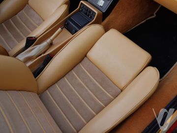 Alfa Romeo Spider (1991) Wnętrze