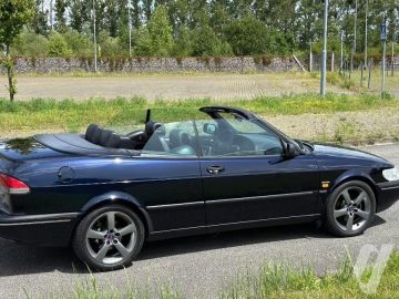 Saab 900 (1997) Zdjęcia z zewnątrz