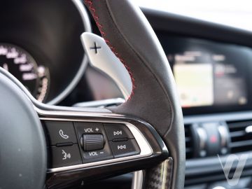 Alfa Romeo Giulia (2021) Wnętrze