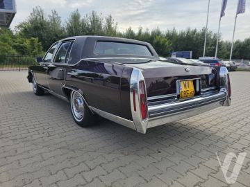 Cadillac Fleetwood (1985) Zdjęcia z zewnątrz