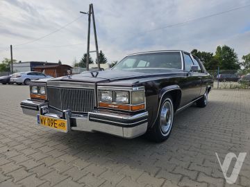 Cadillac Fleetwood (1985) Zdjęcia z zewnątrz