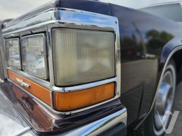 Cadillac Fleetwood (1985) Detale