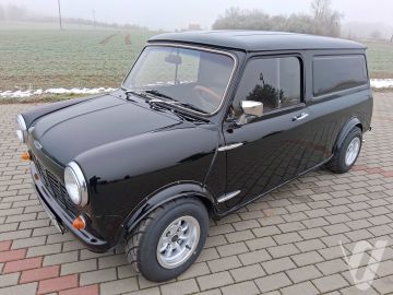 MINI VAN (1983) Zdjęcia z zewnątrz