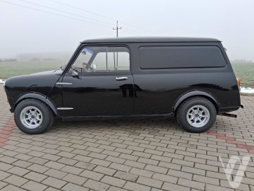 MINI VAN (1983) Zdjęcia z zewnątrz