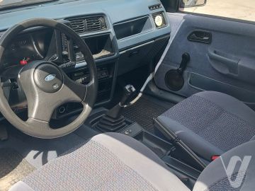 Ford Sierra (1989) Wnętrze
