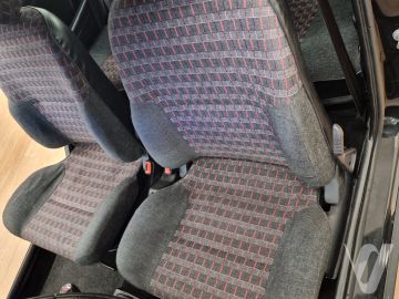 Citroën AX (1991) Inside