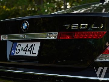 BMW Seria 7 (2003) Detale