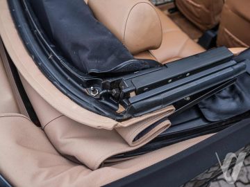 Saab 900 (1993) Zdjęcia z zewnątrz