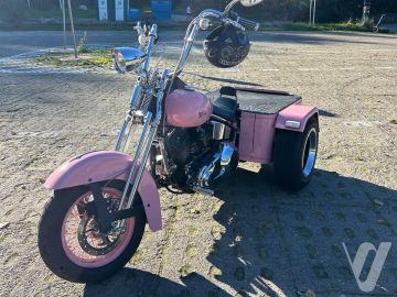Harley-Davidson FXSTC SOFTAIL CUSTOM (2000) Wnętrze