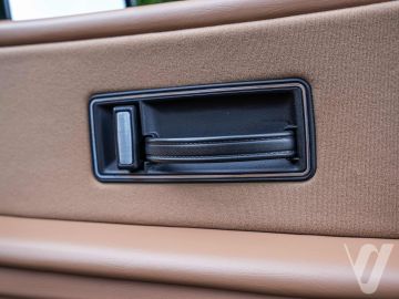 Saab 900 (1993) Wnętrze