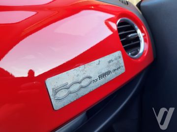 Fiat 500 Ferrari Edition (2008) Wnętrze