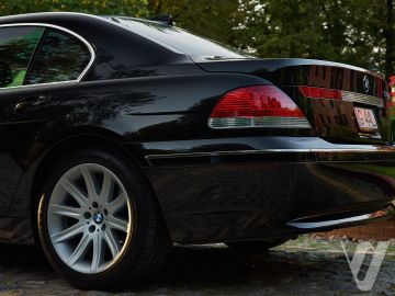 BMW Seria 7 (2003) Detale