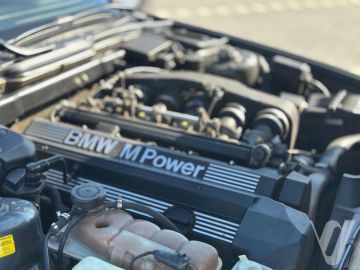 BMW M5 (1989) Detale