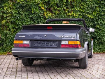 Saab 900 (1993) Zdjęcia z zewnątrz
