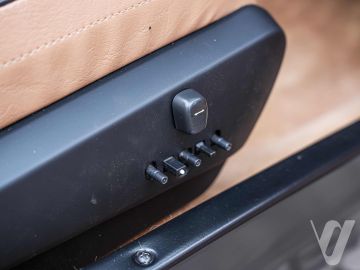 Saab 900 (1993) Wnętrze