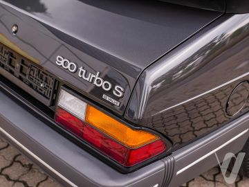 Saab 900 (1993) Zdjęcia z zewnątrz