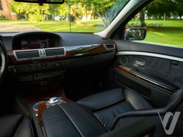 BMW Seria 7 (2003) Wnętrze