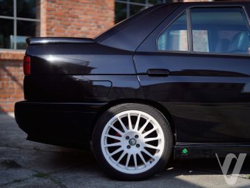 Alfa Romeo 155 (1996) Outside