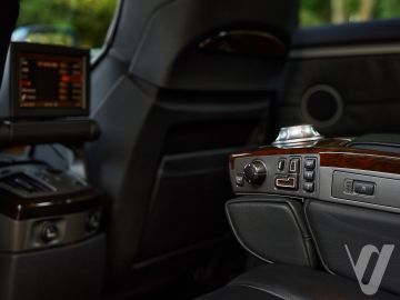 BMW Seria 7 (2003) Wnętrze