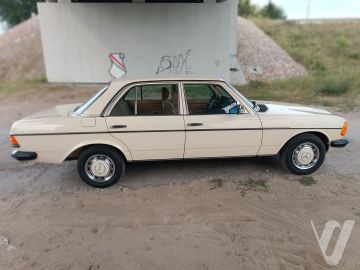 Mercedes-Benz W123 (1981) Zdjęcia z zewnątrz
